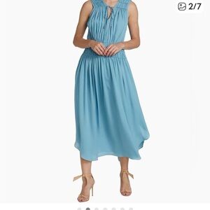 ElieTahari Beautiful Blue 100% Silk Dress